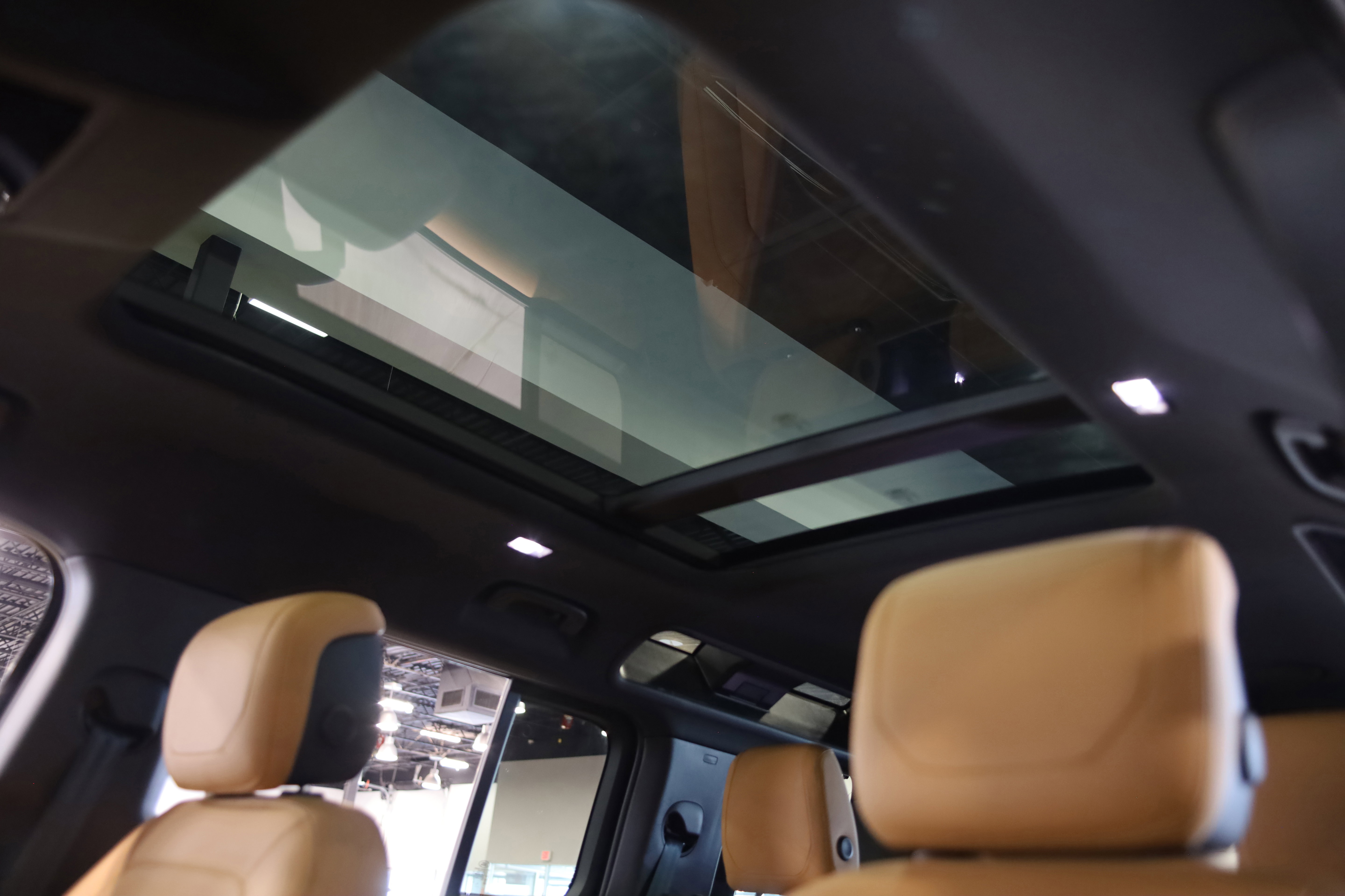 Used 2023 Land Rover Defender 110 Carpathian Edition AWD/4WD image 35