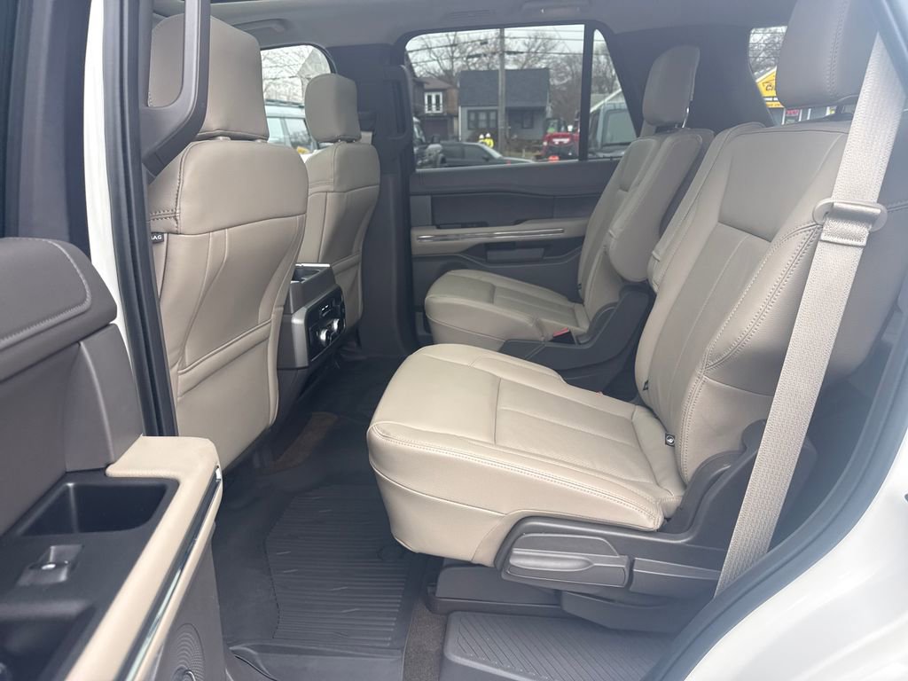 Used 2020 Ford Expedition XLT w/ Equipment Group 202A image 13