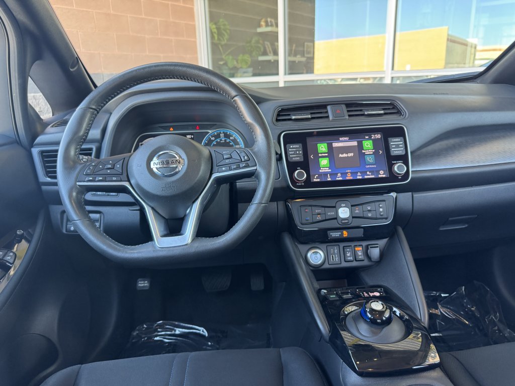 Used 2022 Nissan Leaf SV image 16