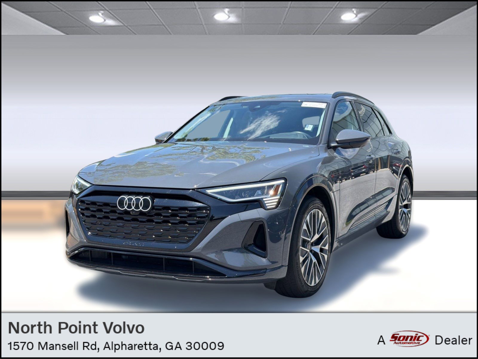 Used 2024 Audi Q8 e-tron Prestige AWD/4WD image 1