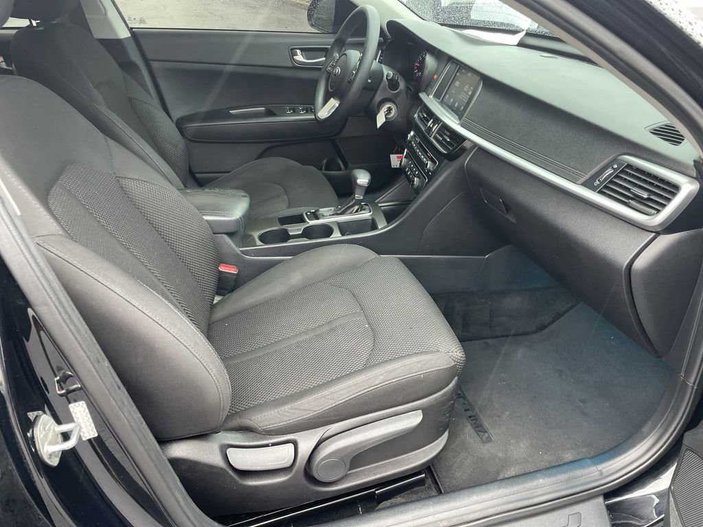 Used 2019 Kia Optima LX image 29