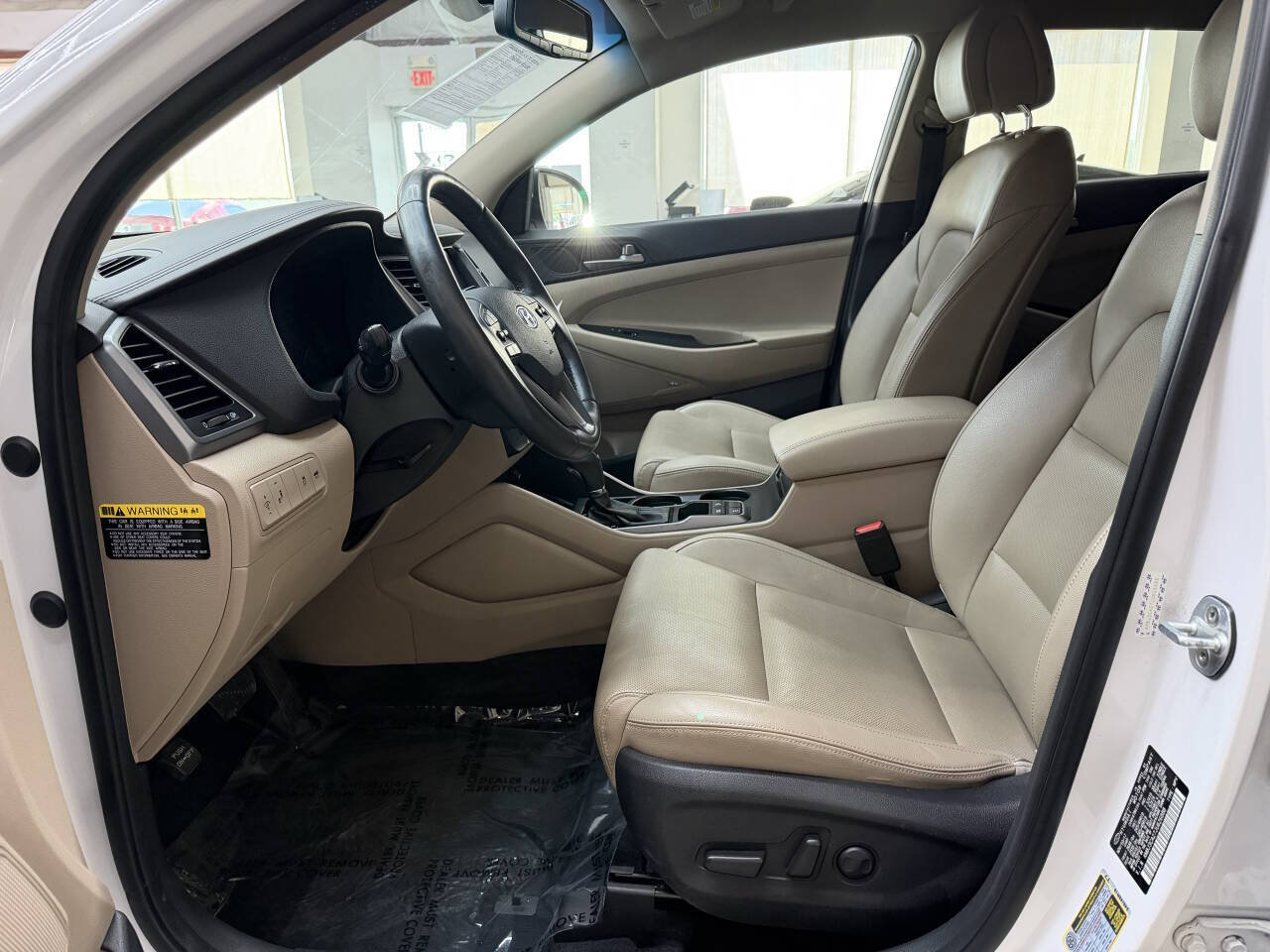Used 2018 Hyundai Tucson Limited AWD/4WD image 11