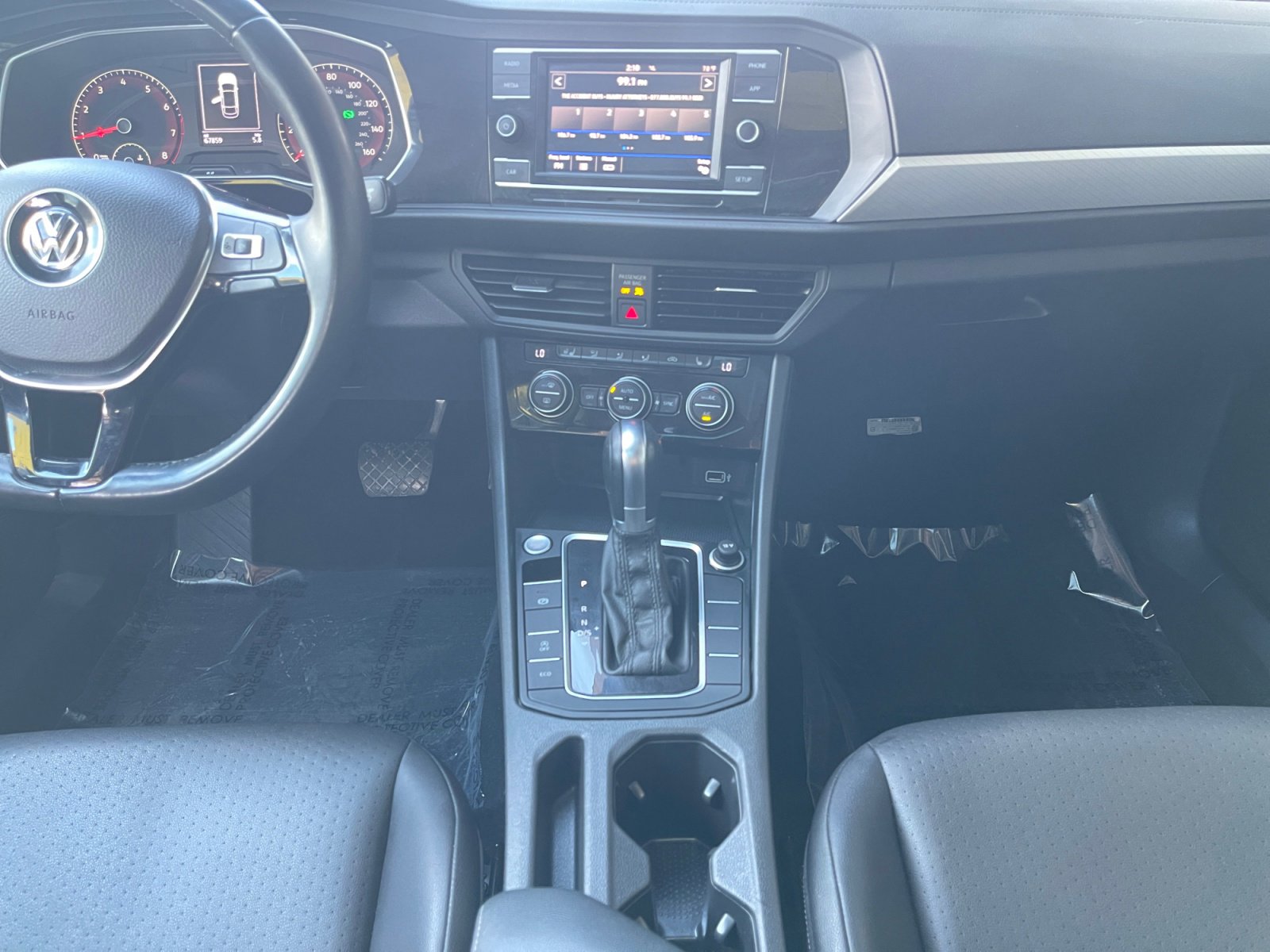 Used 2019 Volkswagen Jetta SE w/ Cold Weather Package image 11