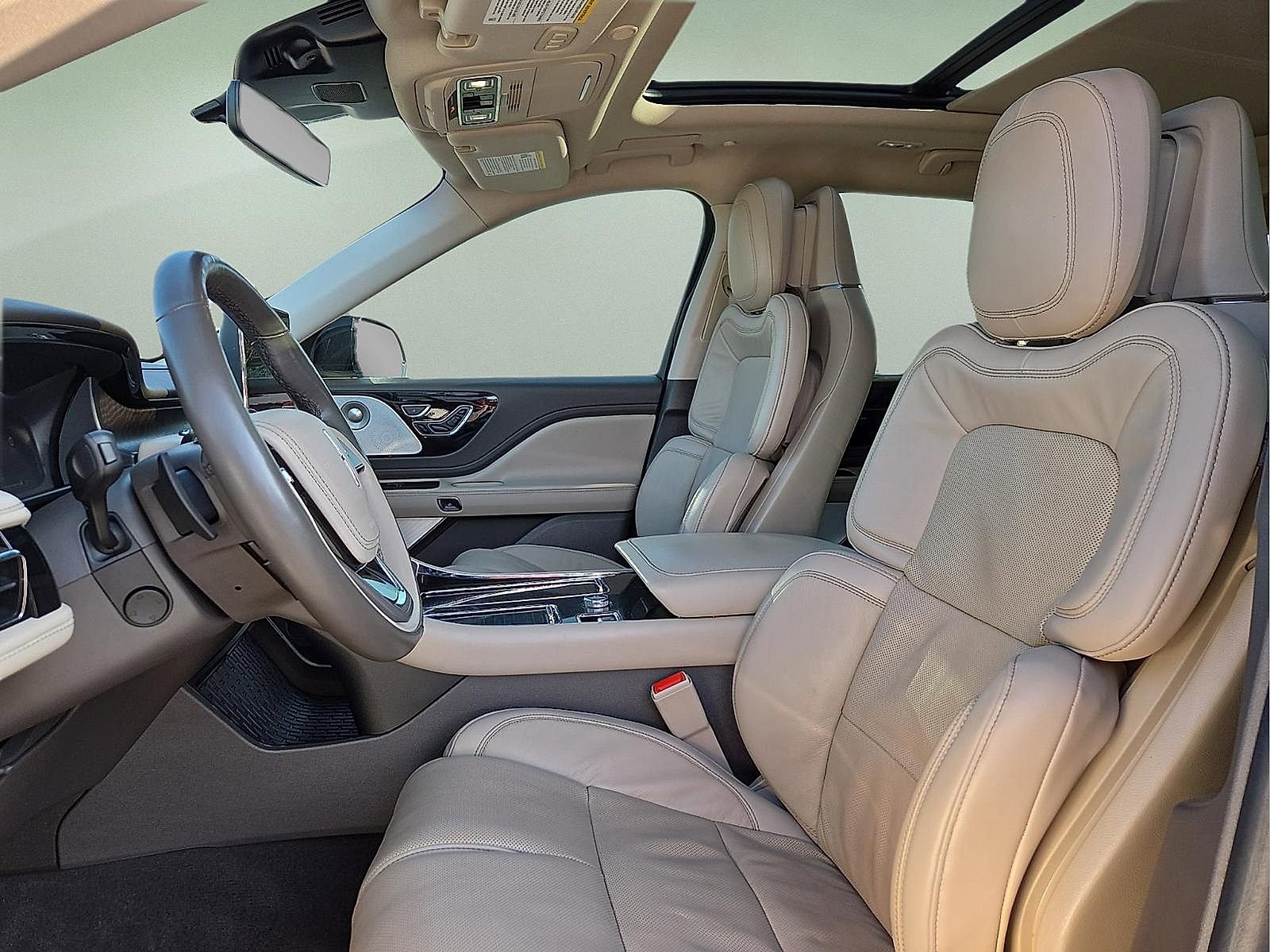 Used 2023 Lincoln Aviator Reserve w/ Equipment Group 201A AWD/4WD image 15