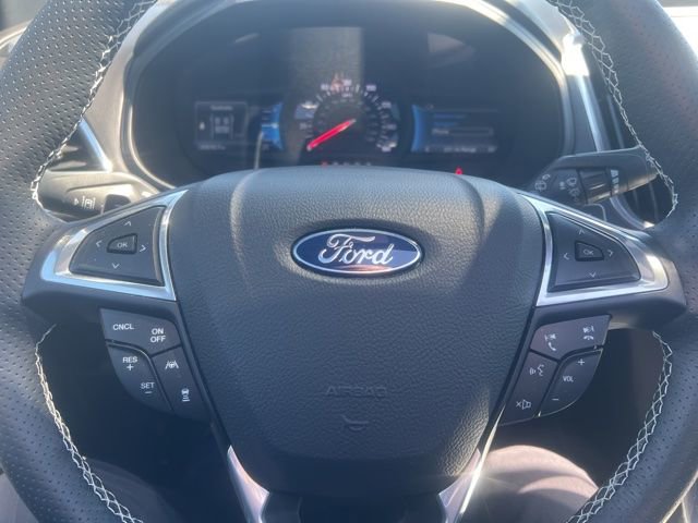 Used 2024 Ford Edge ST w/ Equipment Group 401A image 13