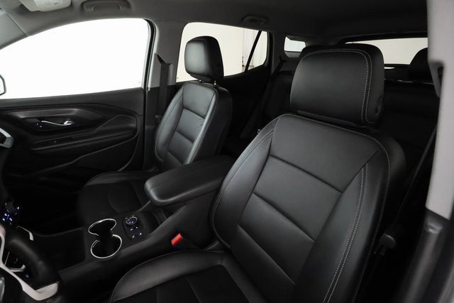 Used 2023 GMC Terrain SLT image 12