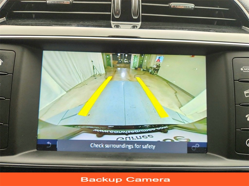 Used 2018 Jaguar F-PACE Prestige image 17