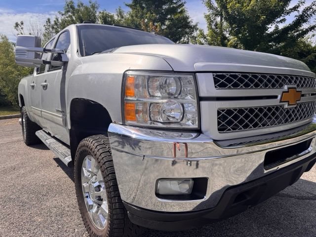 Used 2014 Chevrolet Silverado 3500 LTZ w/ LTZ Plus Package AWD/4WD image 23