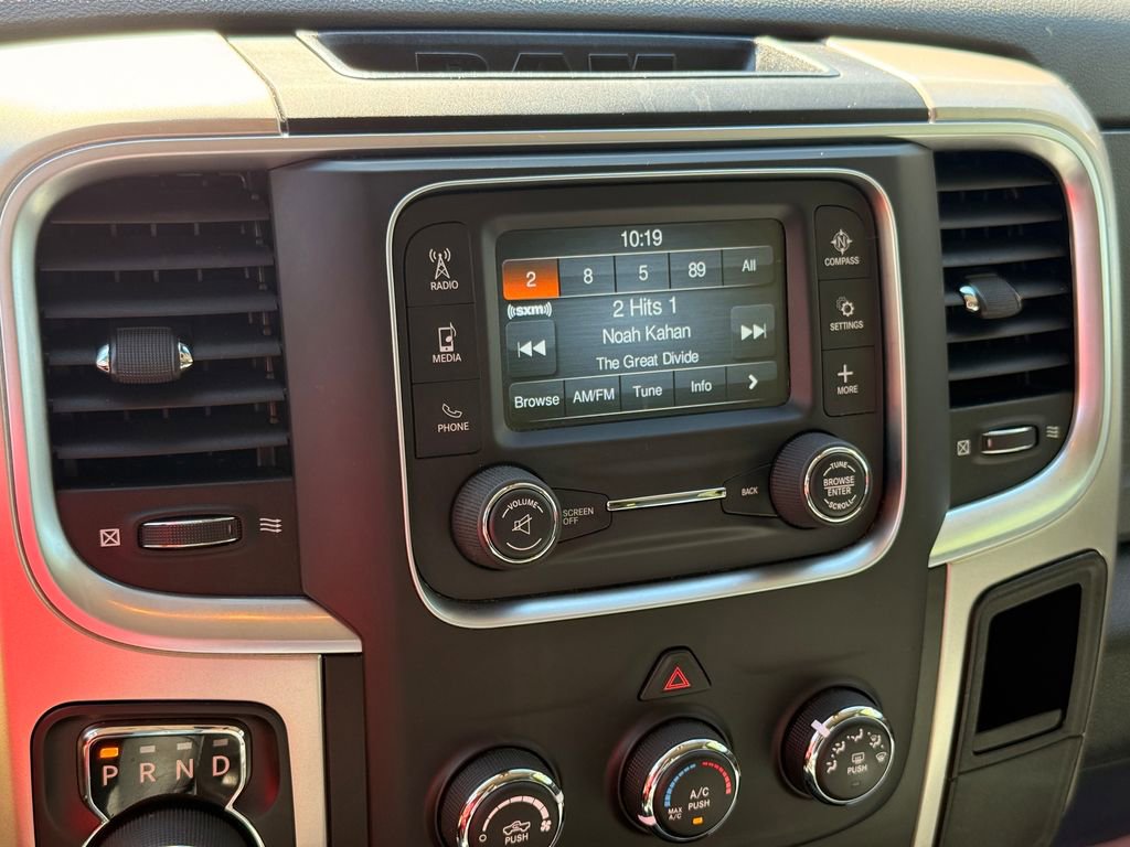 Used 2019 RAM 1500 Classic SLT AWD/4WD image 17