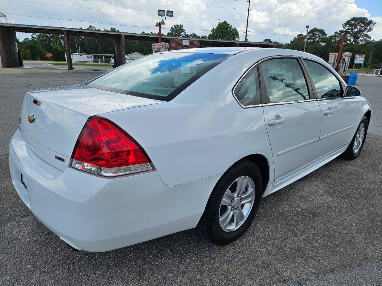 Used 2016 Chevrolet Impala Limited LS FWD image 6