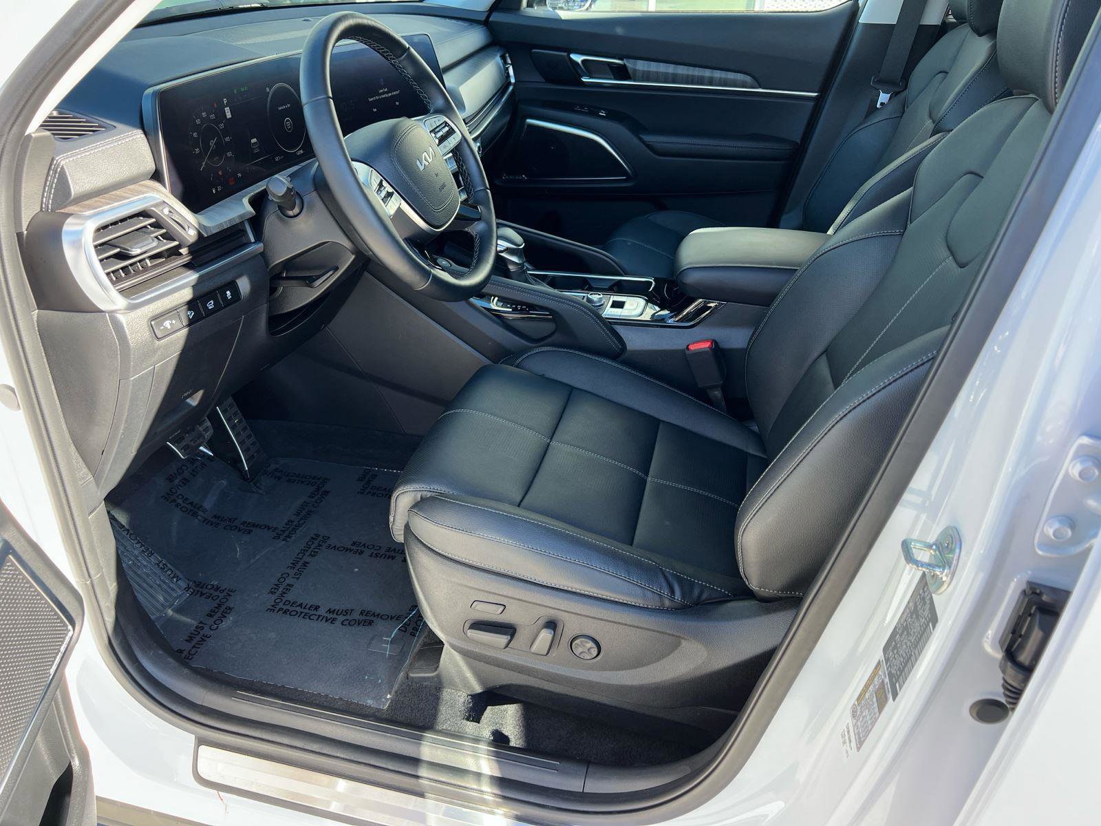 Used 2025 Kia Telluride SX image 9