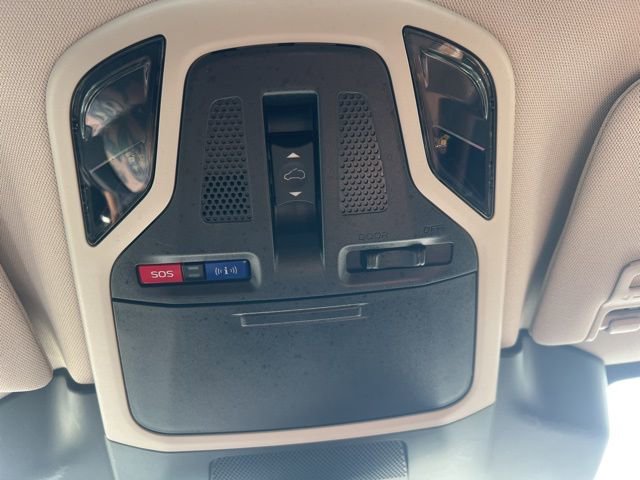 Used 2023 Subaru Outback Touring image 6