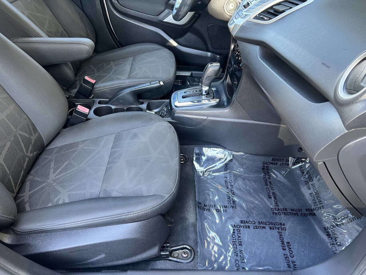 Used 2012 Ford Fiesta SE FWD image 10