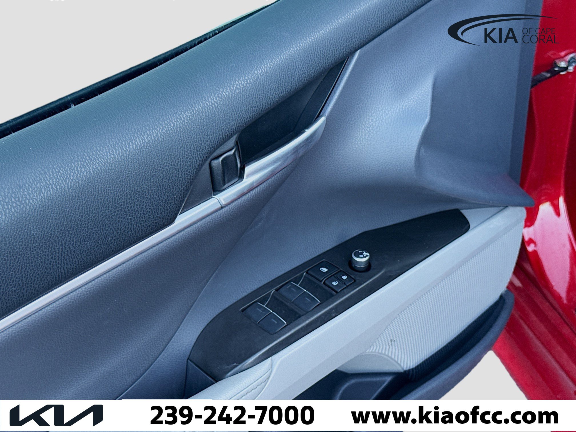 Used 2023 Toyota Camry XLE w/ Navigation Package image 21