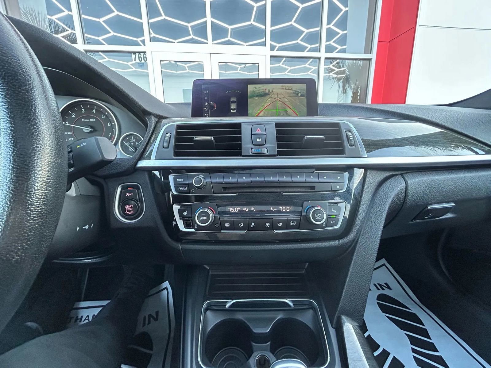 Used 2017 BMW 330i Sedan image 14