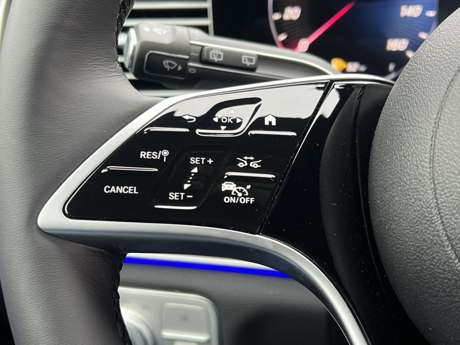 New 2026 Mercedes-Benz GLE 350 4MATIC image 30