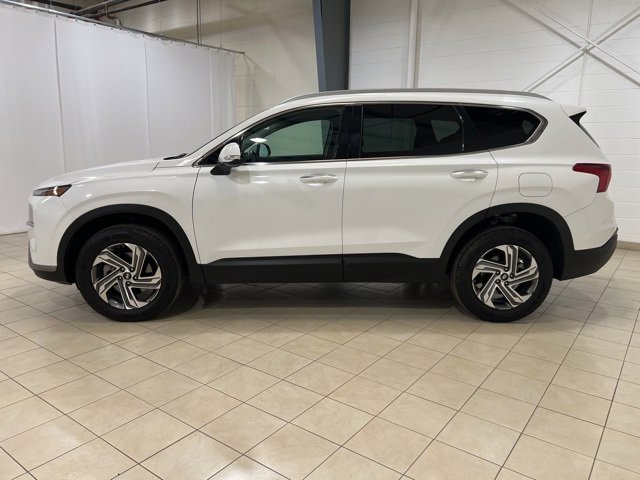 Used 2023 Hyundai Santa Fe SEL image 2