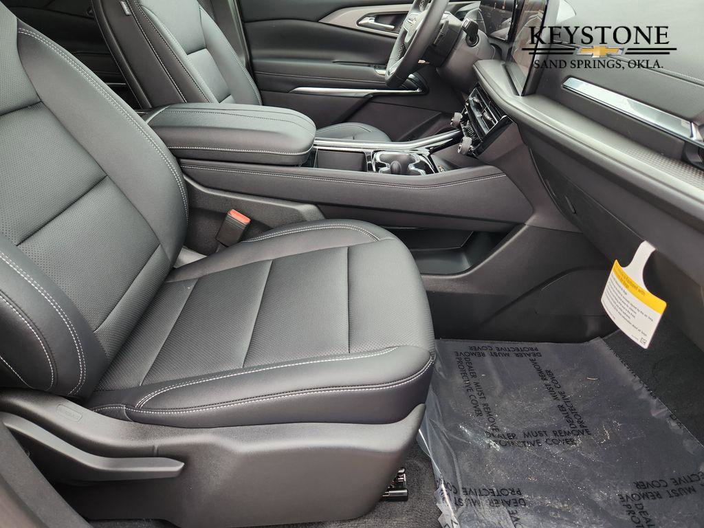 New 2026 Chevrolet Traverse LT w/ Driver Confidence Package image 14