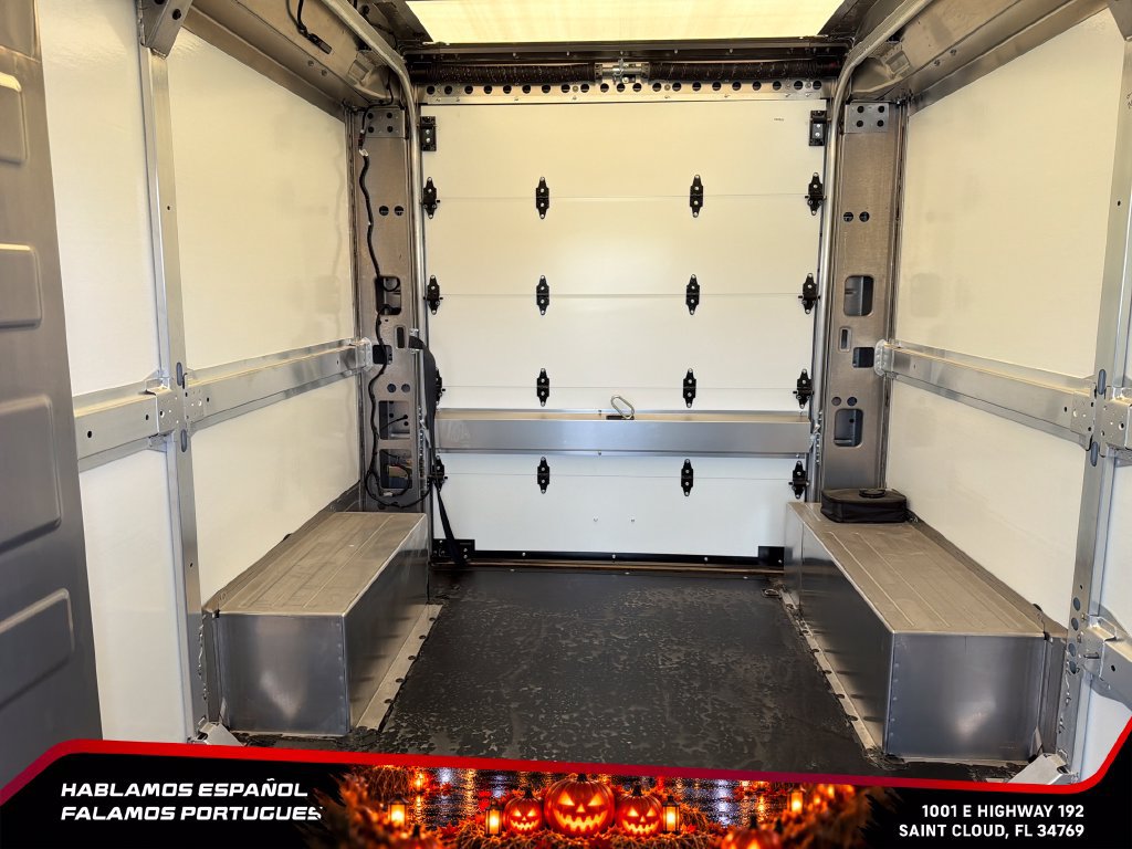 Used 2024 Chevrolet Brightdrop 400 w/ Commercial Equipment Package AWD/4WD image 24