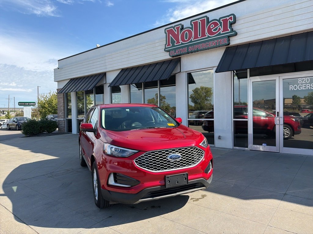 Used 2024 Ford Edge SEL image 1