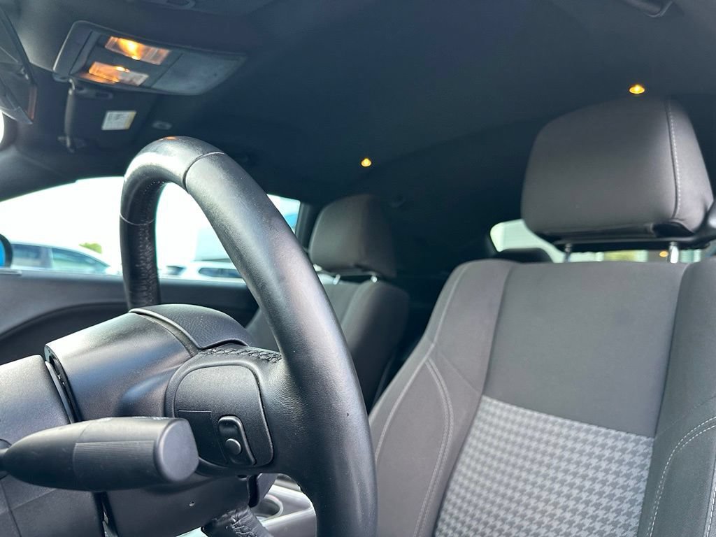 Used 2017 Dodge Challenger R/T RWD image 15
