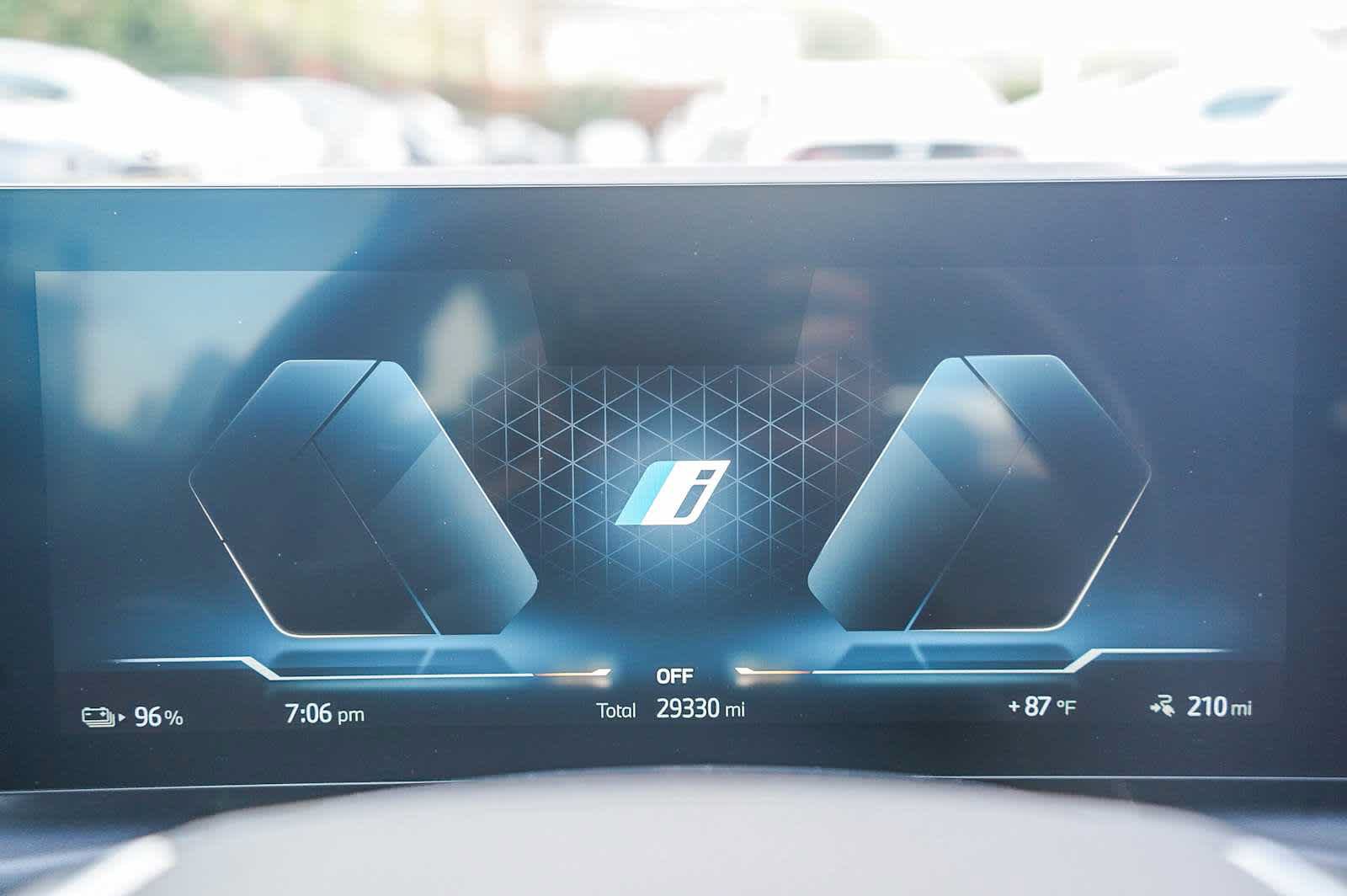 Used 2023 BMW i4 eDrive40 w/ Premium Package RWD image 33