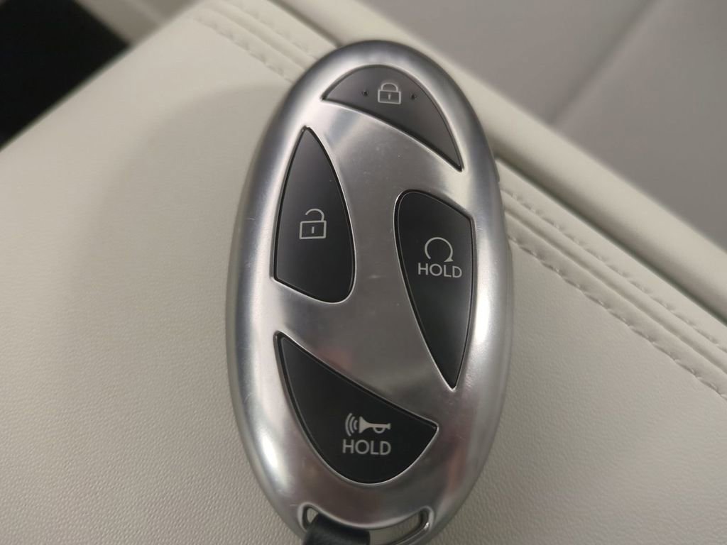 Certified 2026 Hyundai Santa Fe SE image 35