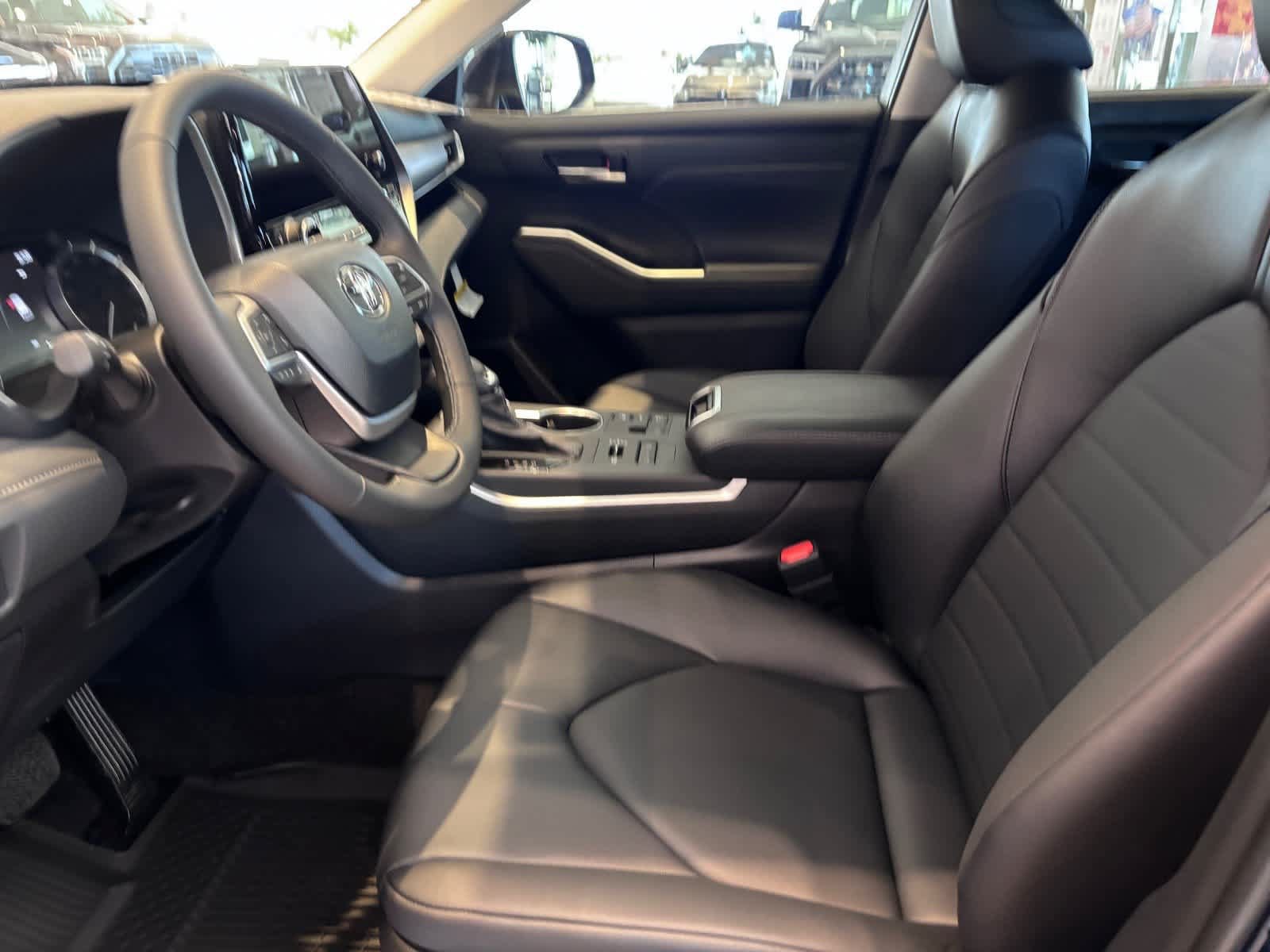 New 2026 Toyota Highlander XLE AWD/4WD image 11