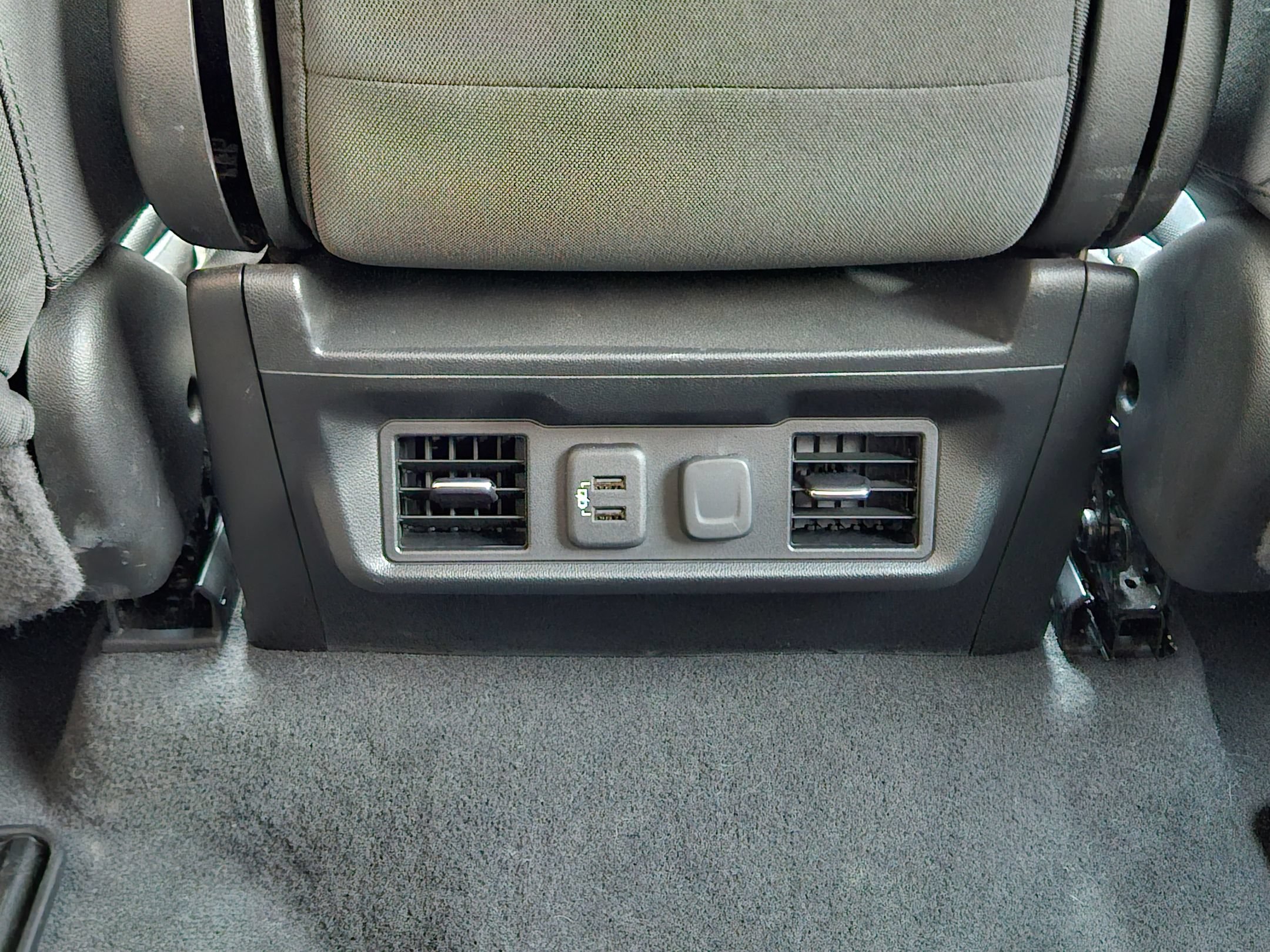 Used 2021 Chevrolet Silverado 1500 LT w/ Safety Package II AWD/4WD image 27