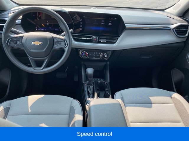 Used 2025 Chevrolet TrailBlazer LT AWD/4WD image 5