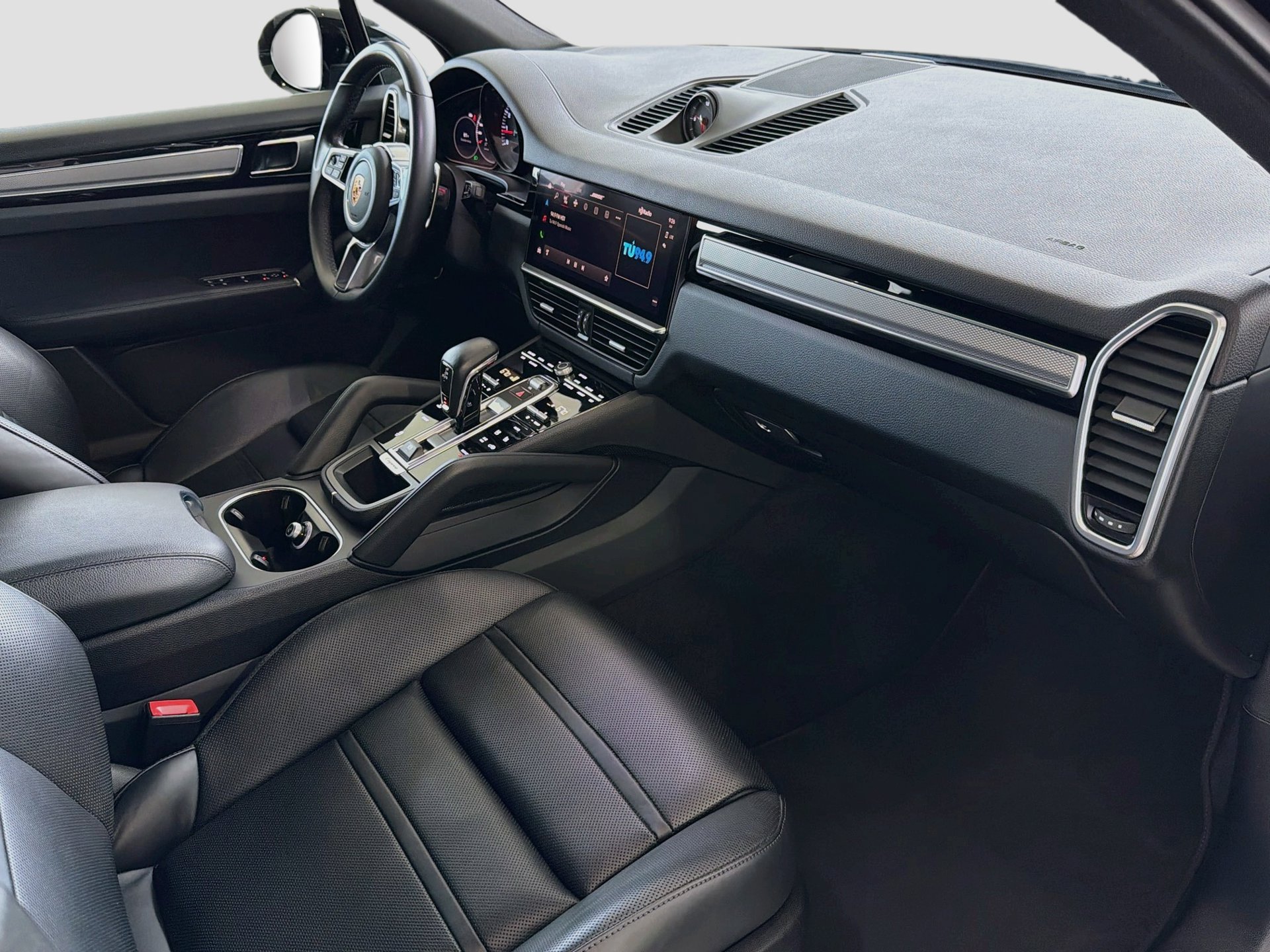 Used 2023 Porsche Cayenne AWD/4WD image 15