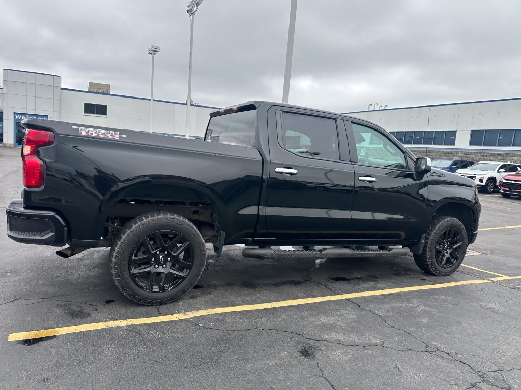 Used 2023 Chevrolet Silverado 1500 Custom Trail Boss w/ LPO, Dark Essentials Package AWD/4WD image 7