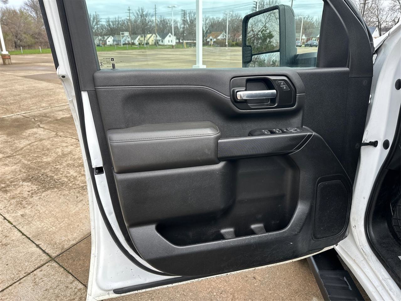 Used 2022 Chevrolet Silverado 3500 LT w/ Convenience Package AWD/4WD image 18