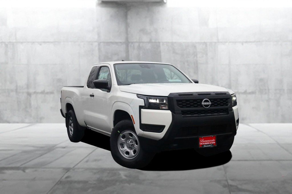 New 2026 Nissan Frontier S image 2