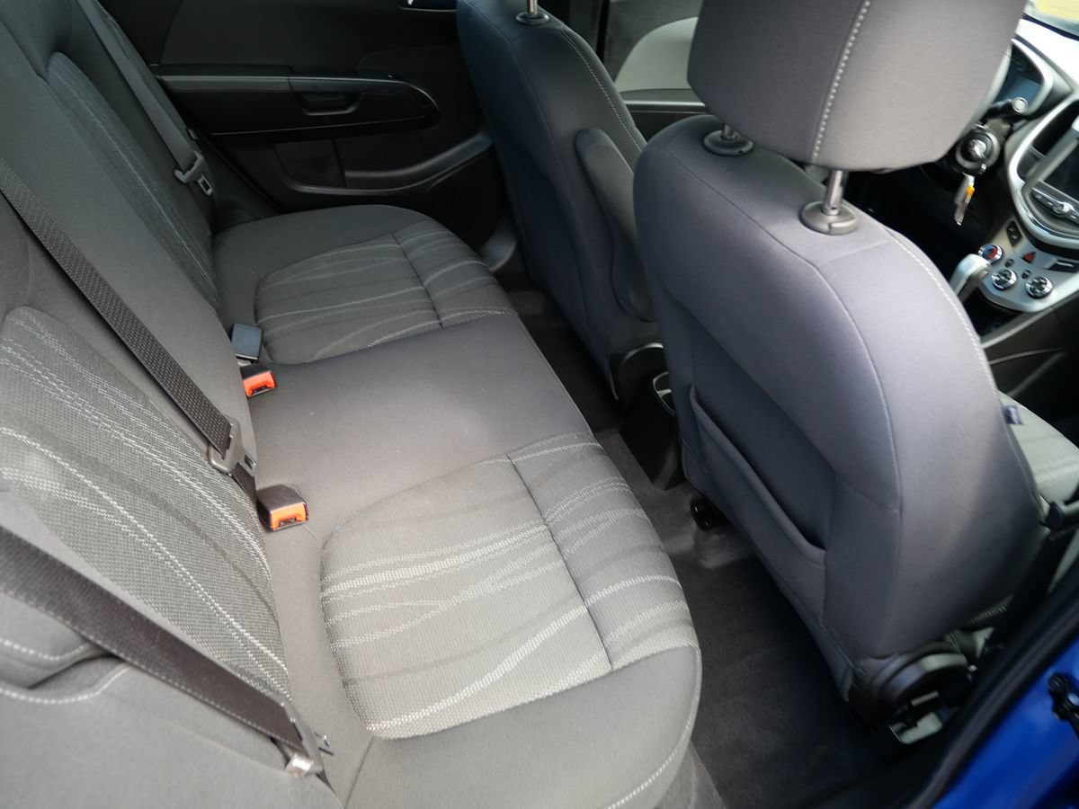 Used 2018 Chevrolet Sonic LT FWD image 23