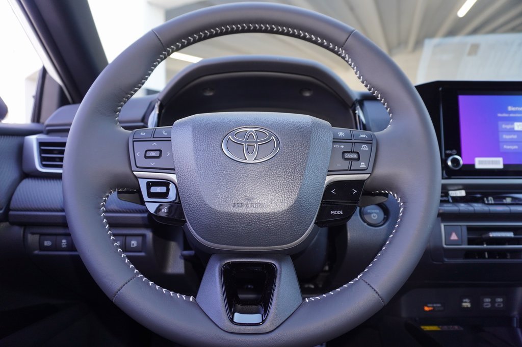 New 2026 Toyota Camry Hybrid image 18