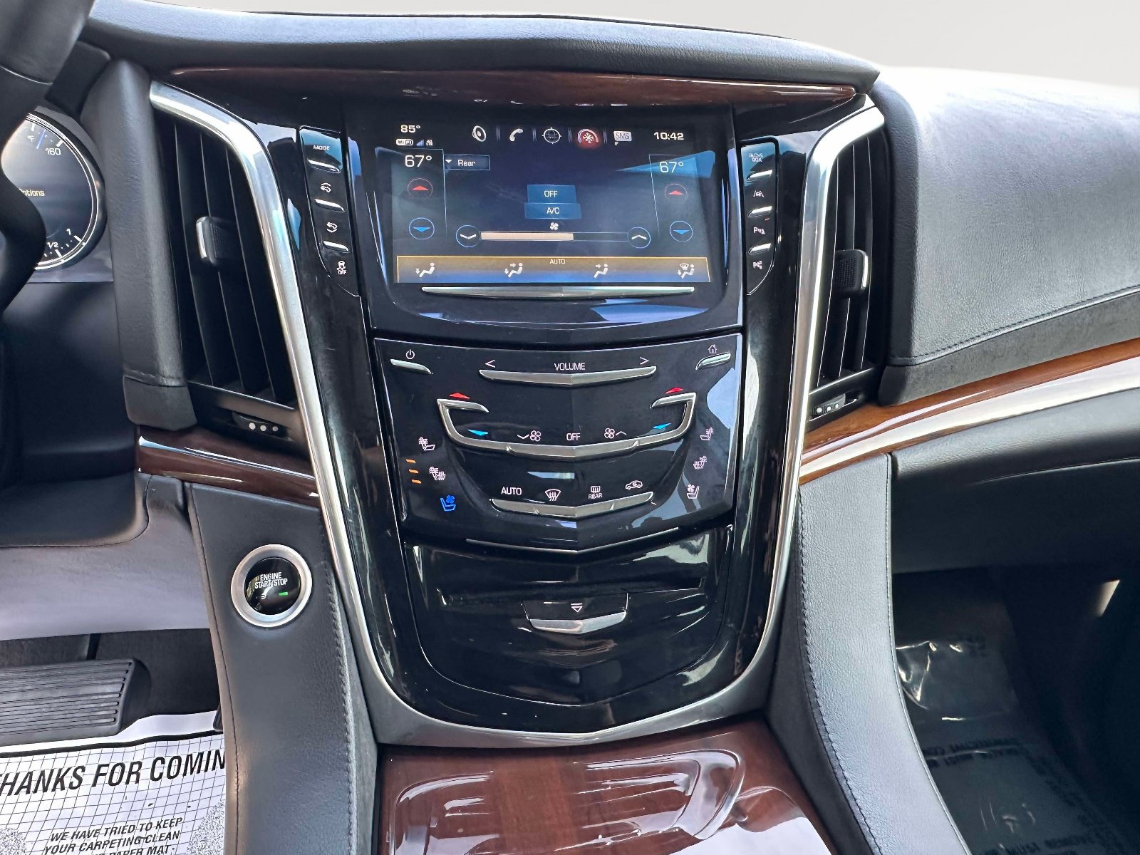 Used 2019 Cadillac Escalade Premium Luxury w/ LPO, Radiant Package AWD/4WD image 12