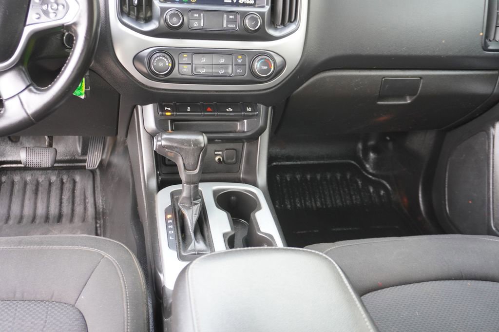 Used 2022 Chevrolet Colorado LT w/ Fleet Safety Package image 12