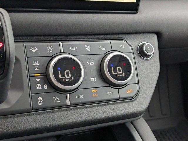 New 2025 Land Rover Defender 110 S image 18