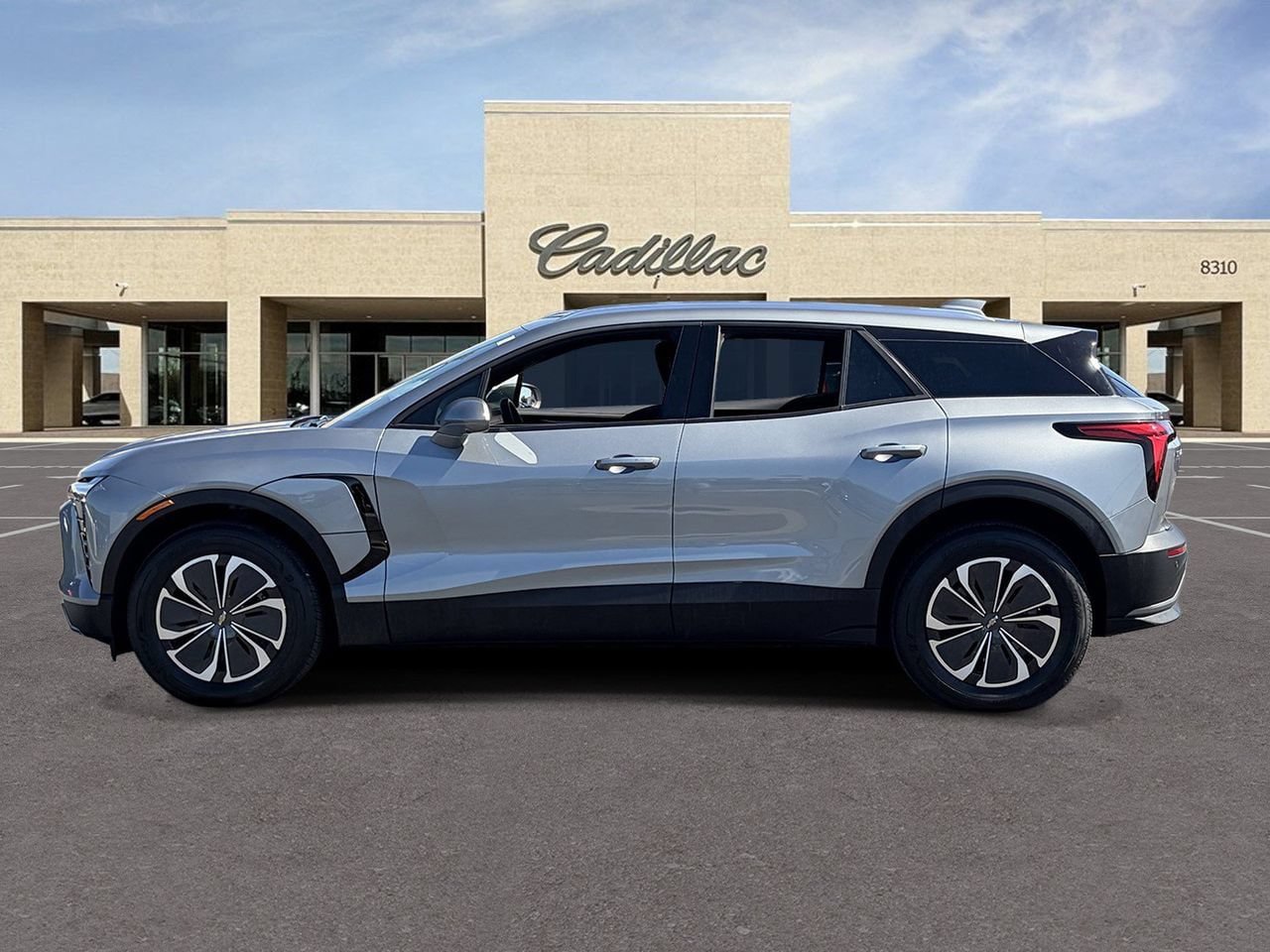Used 2024 Chevrolet Blazer EV LT AWD/4WD image 8