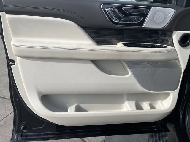 Used 2021 Lincoln Navigator Black Label w/ Cargo Convenience Package image 23