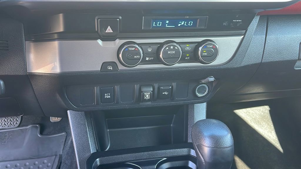 Used 2022 Toyota Tacoma SR5 image 21
