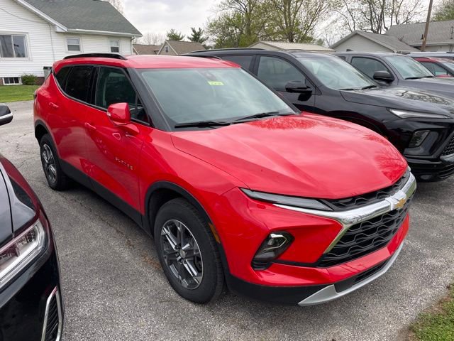 Used 2024 Chevrolet Blazer LT image 3