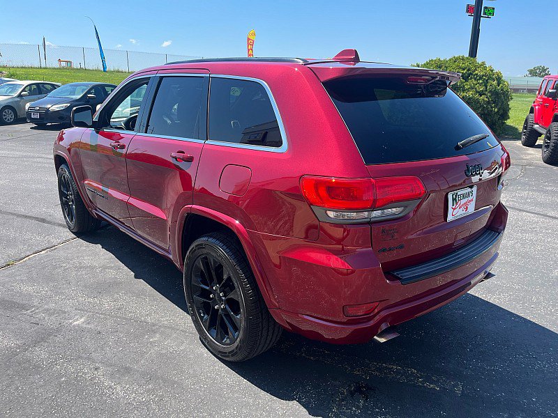 Used 2014 Jeep Grand Cherokee Altitude AWD/4WD image 6