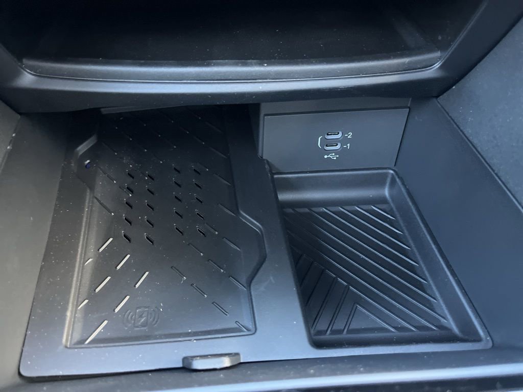 New 2026 Chrysler Pacifica Limited image 18