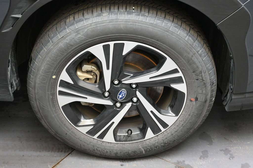 Certified 2025 Subaru Crosstrek 2.0i Premium AWD/4WD image 10