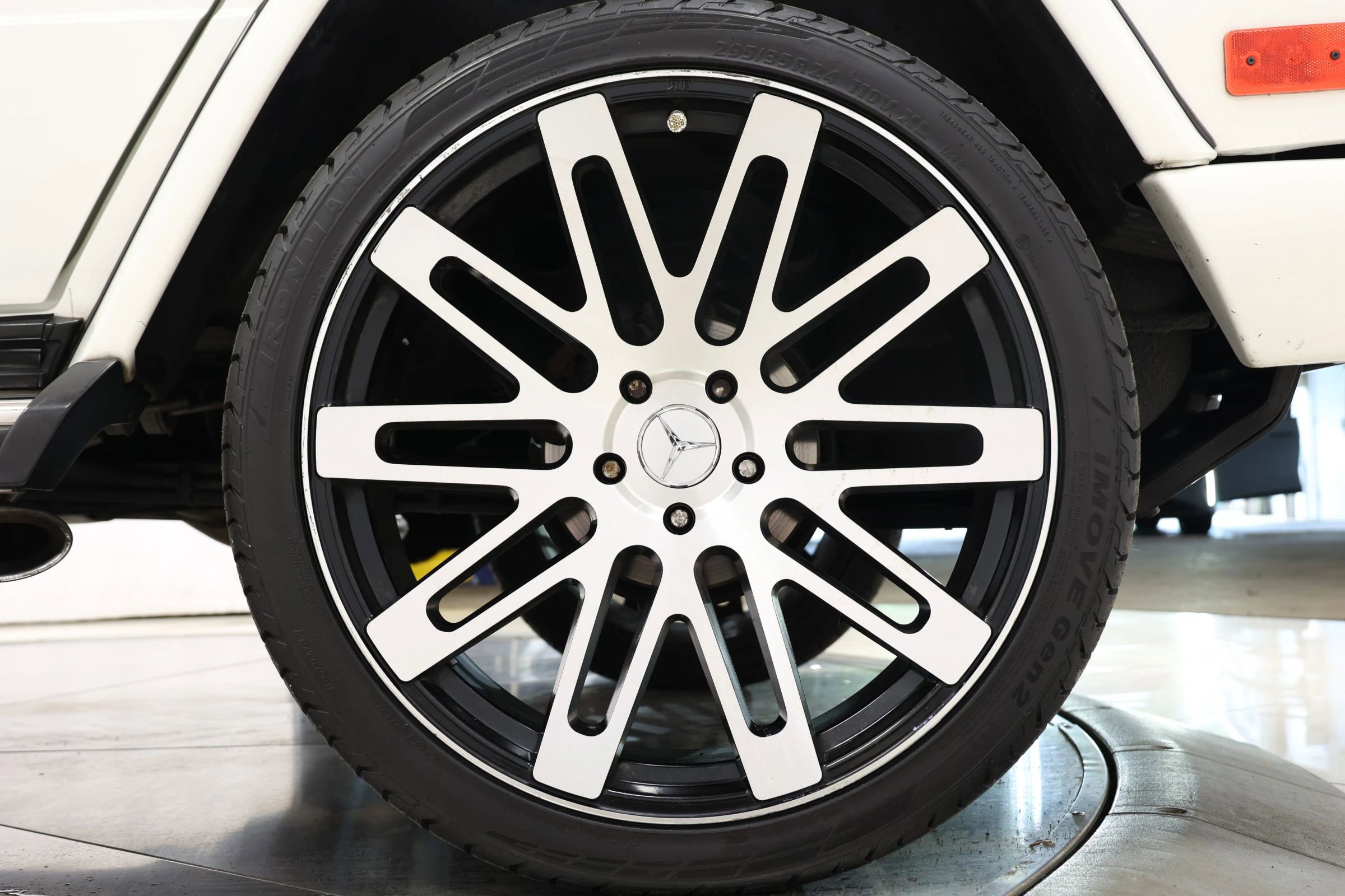 Used 2013 Mercedes-Benz G 550 image 93