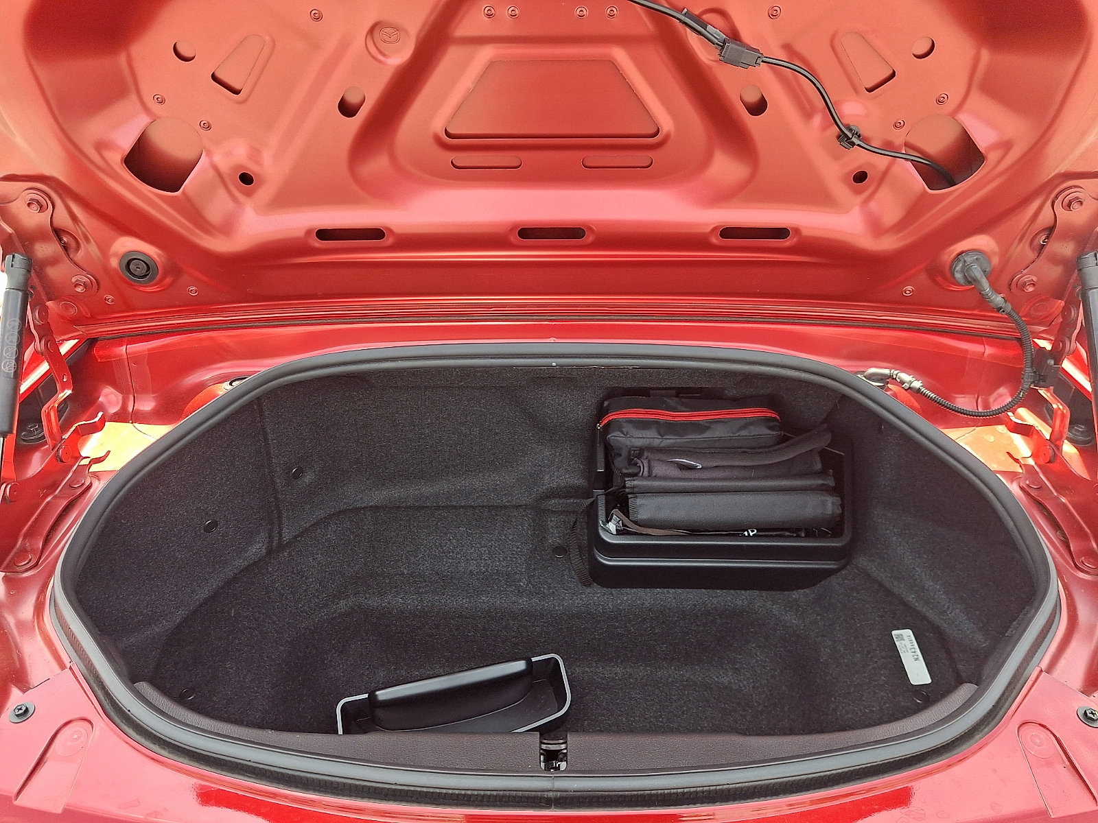 Used 2017 MAZDA MX-5 Miata RF Grand Touring RWD image 28