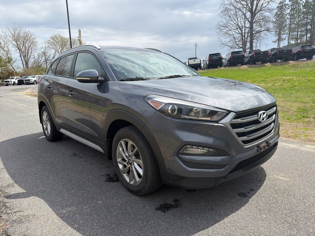 Used 2017 Hyundai Tucson SE Plus image 3