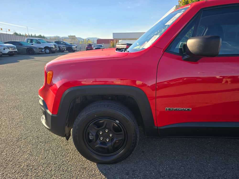 Used 2016 Jeep Renegade Sport w/ Power & Air Group AWD/4WD image 13